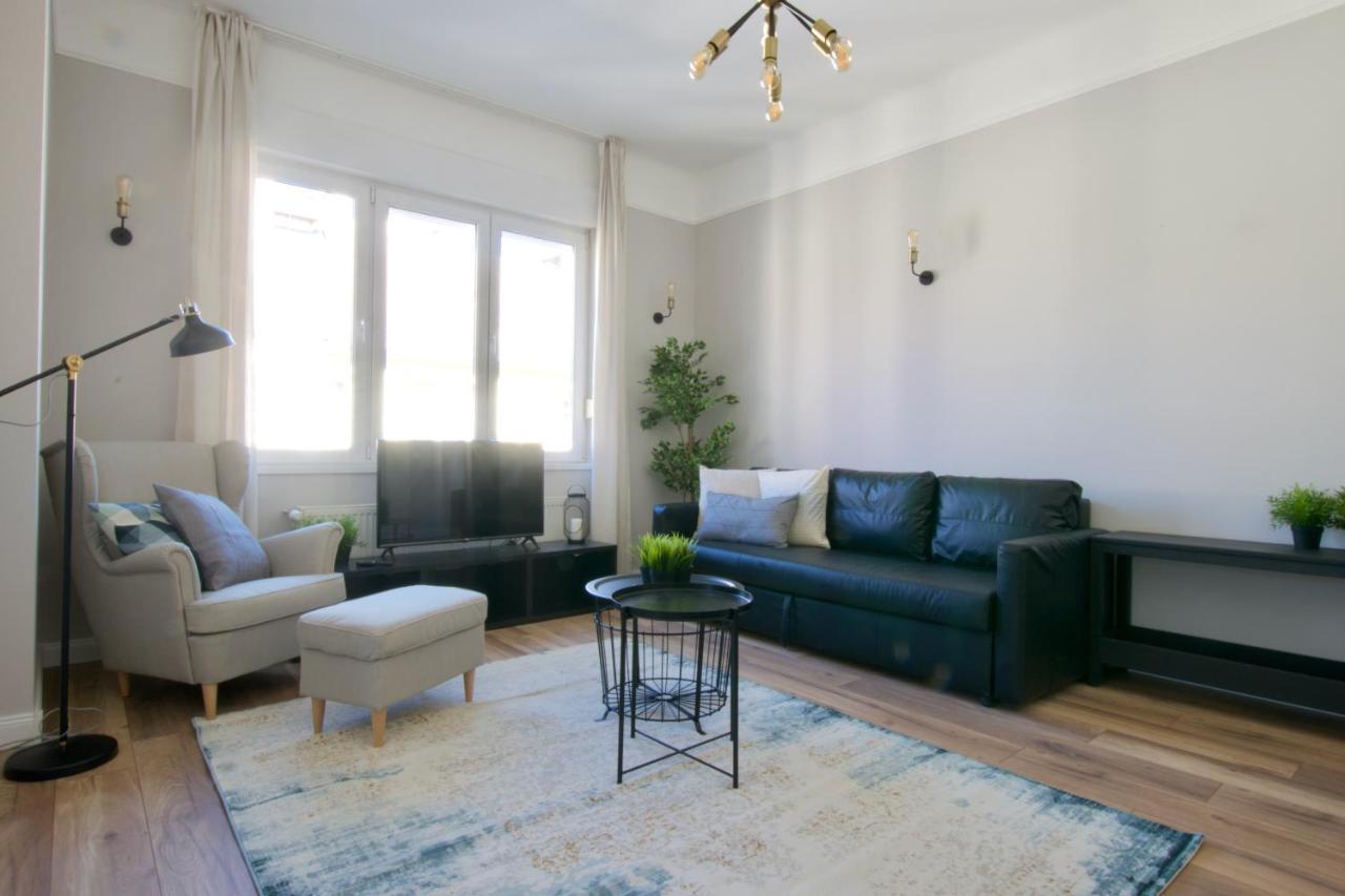 Standard Apartment By Hi5 - Tatra Street Будапеща Екстериор снимка